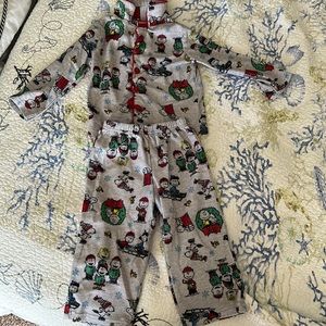 PEANUTS flannel long sleeve Christmas pajamas. Size 2C.